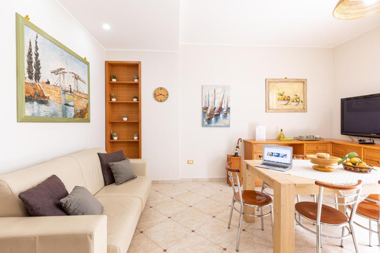 Sorrentovibes - Spacious 3 Bedrooms Apartment In Sorrento Oldtown Exterior foto